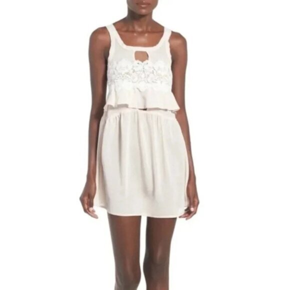 FREE PEOPLE For Love & Lemons Women’s Sienna Mini Dress Keyhole Lace Pink Small - Picture 5 of 16